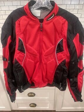 RS Taichi Motorcyle Jacket Mens XL Red Black Mesh Armored RSJ249 Motorcross